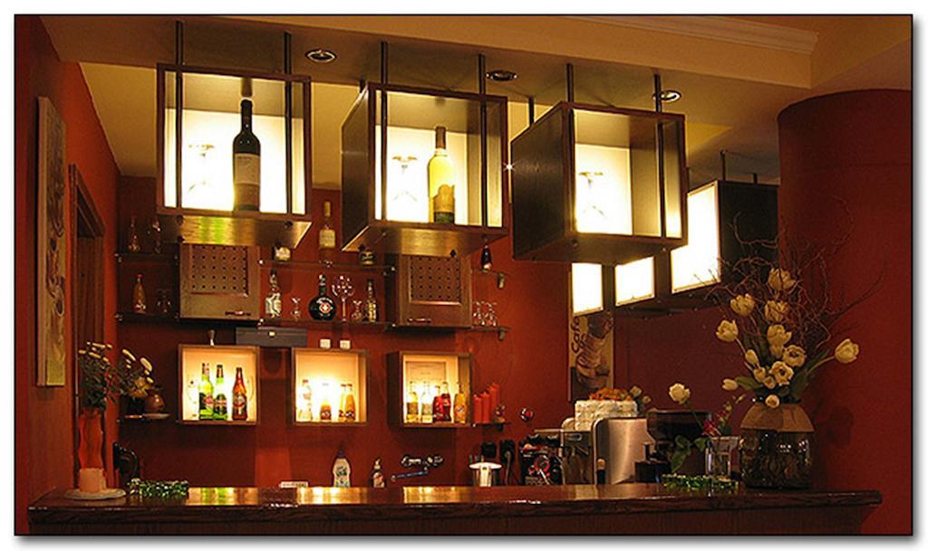 Hotel Bobbio Будапеща Екстериор снимка